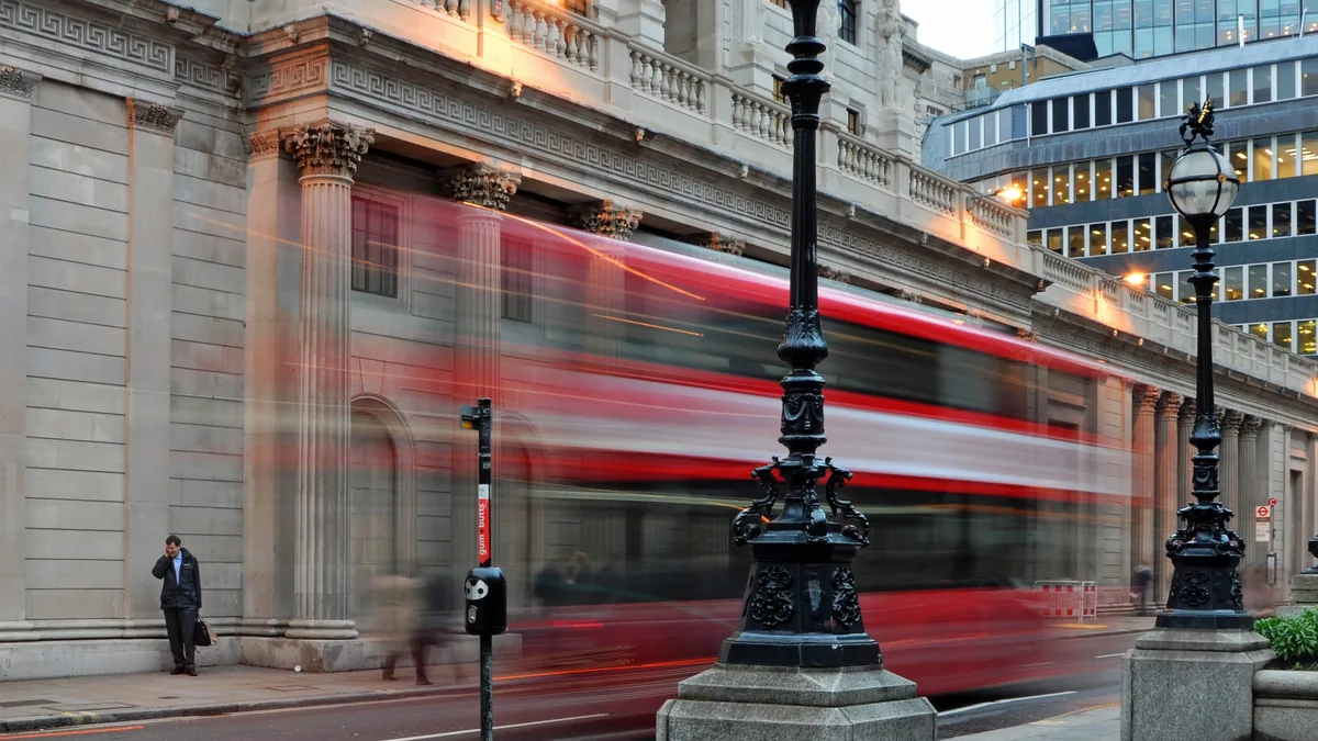 Long-exposure night view of the Bank of England on Threadneedle Street, London